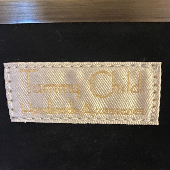 TAMMY Child Handmade Coin Purse Clutch - Picture 3 of 4